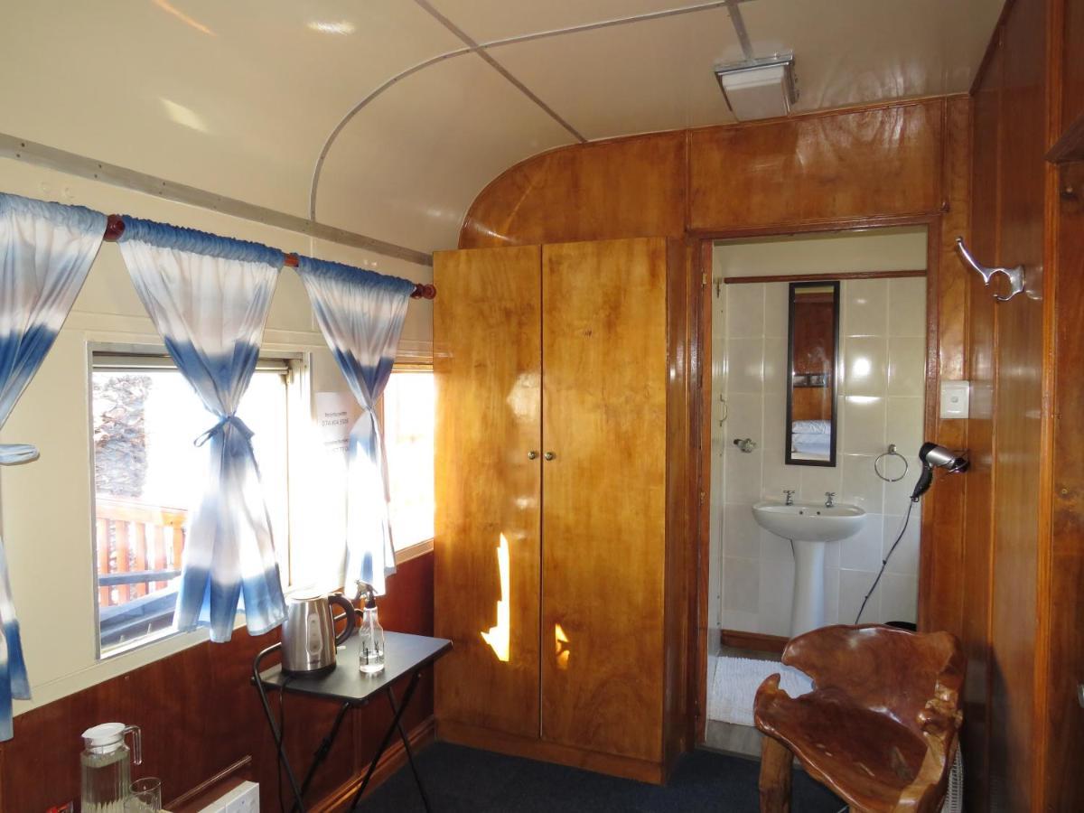 Santos Express Hostel Мозел Бей Екстериор снимка